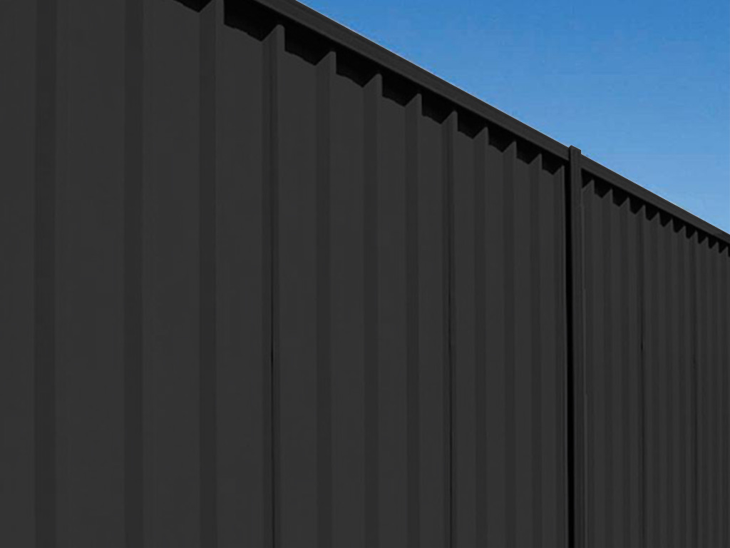 Trimclad Long Fence Panel - MONUMENT