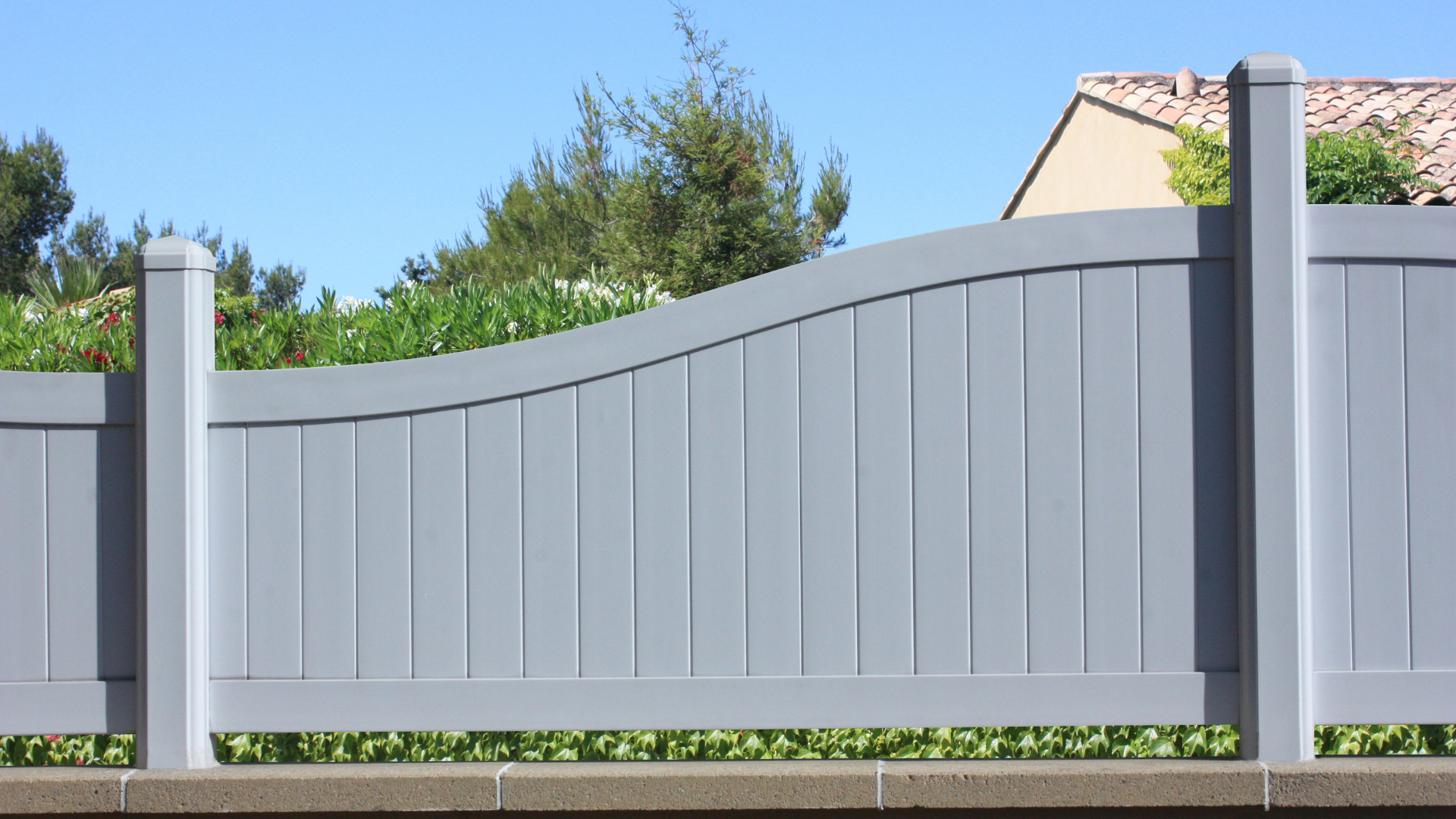 alternatives to colorbond fencing