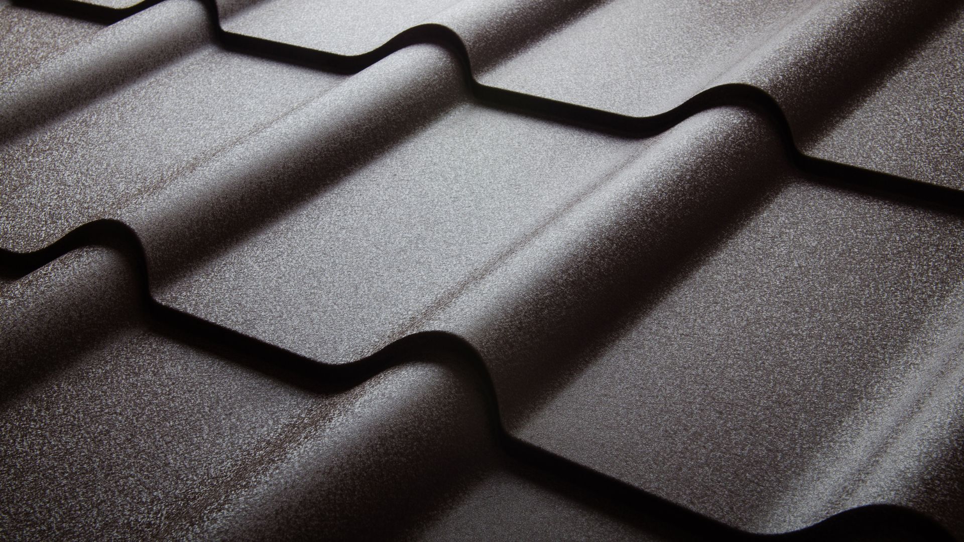 Insulated roofing materials