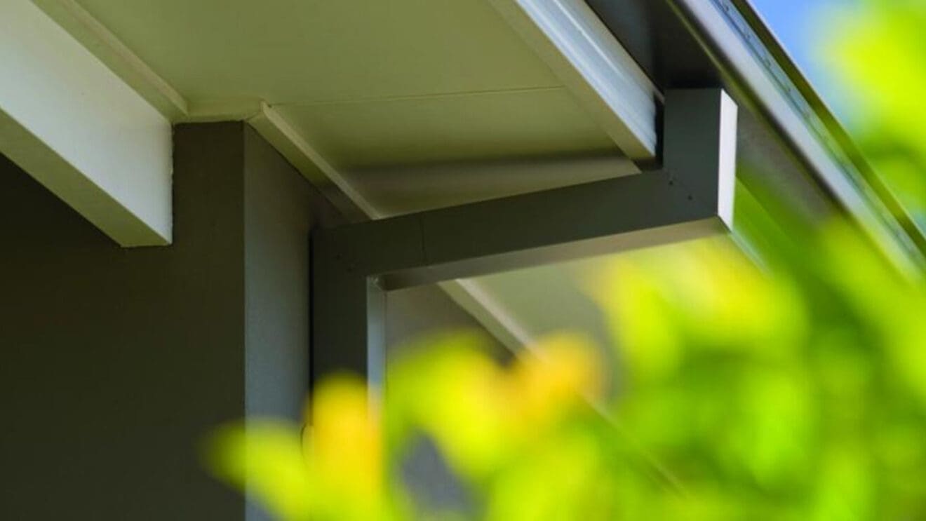 StepbyStep Guide to COLORBOND Fascia Gutter Installation